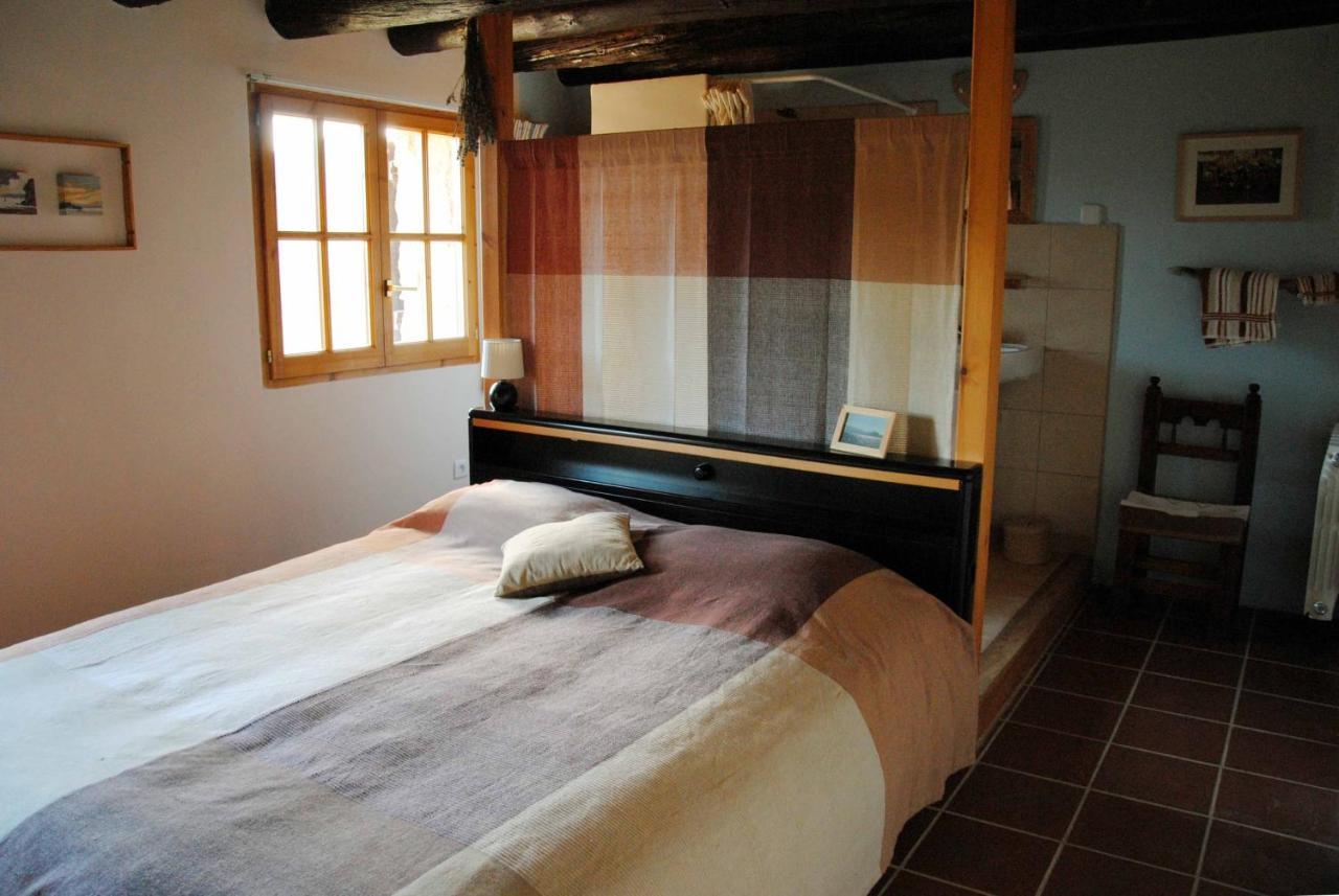 B&B Casa Rural Mas De Las Tapias Valderrobres Eksteriør bilde